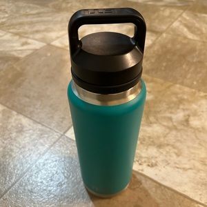 36 oz YETI rambler
